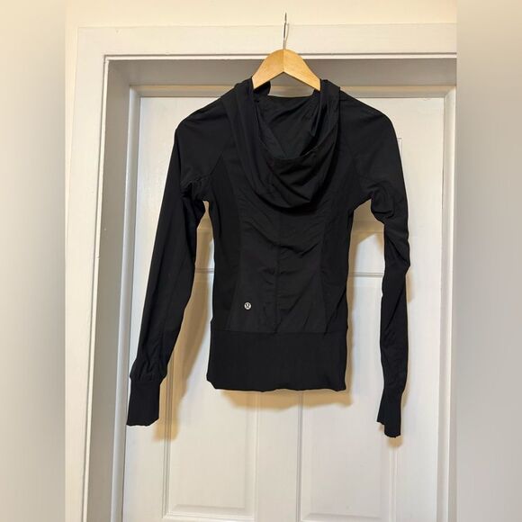 Lululemon in flux reversible zip up jacket hooded black size 4 - Picture 5 of 5